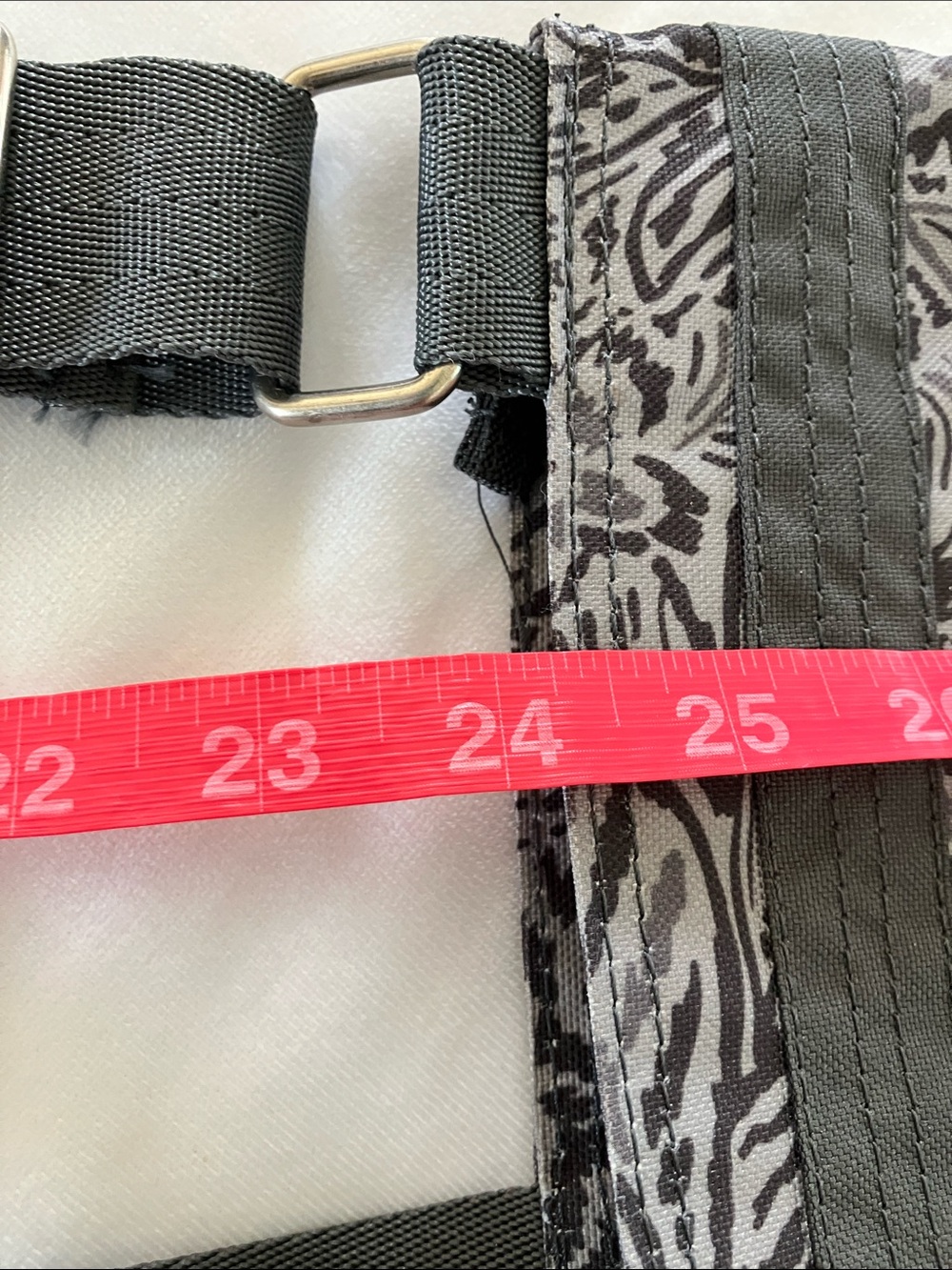 Dakine Jive Crossbody Bag Grey Floral - Picture 12 of 13